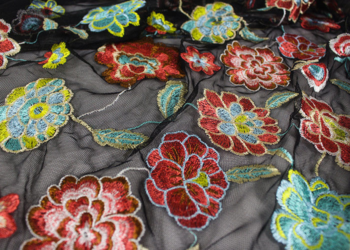 Rich Floral Embroidered Mesh Fabric For Dresses , Vintage Heavy Lace Fabric