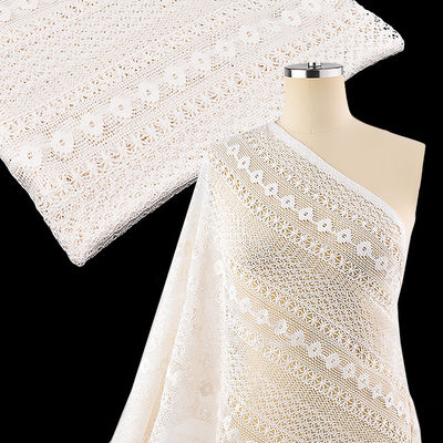 নতুন লেন্স ফ্যাব্রিক আফ্রিকা গুইপুর নরম জল দ্রবণীয় লেন্স ফ্যাব্রিক মহিলাদের জন্য পোশাক